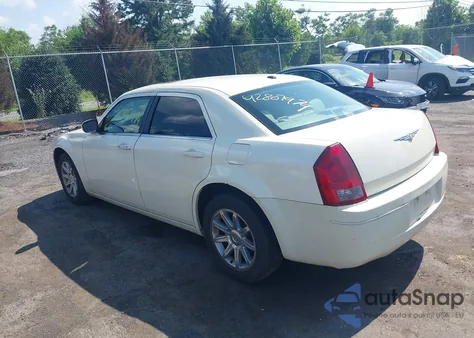 2007 Chrysler 300 Touring z USA, uszkodzony, nr VIN 2C3KA53G77H862525